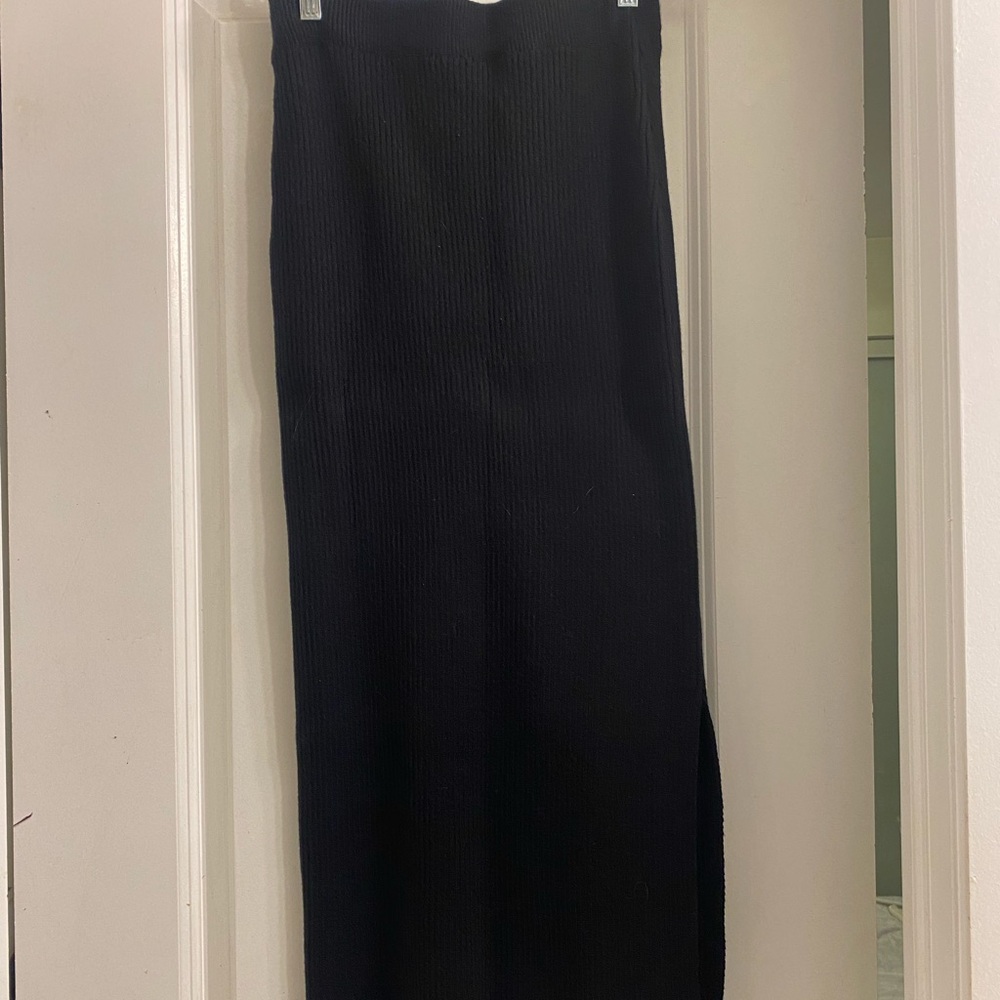 NWT-Double Zero brand black floor length warm skirt size small from Nordstrom
